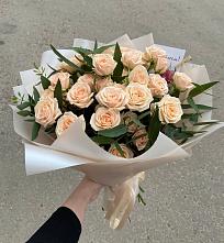 Букет Кремовые розы Латте в Набережных Челнах